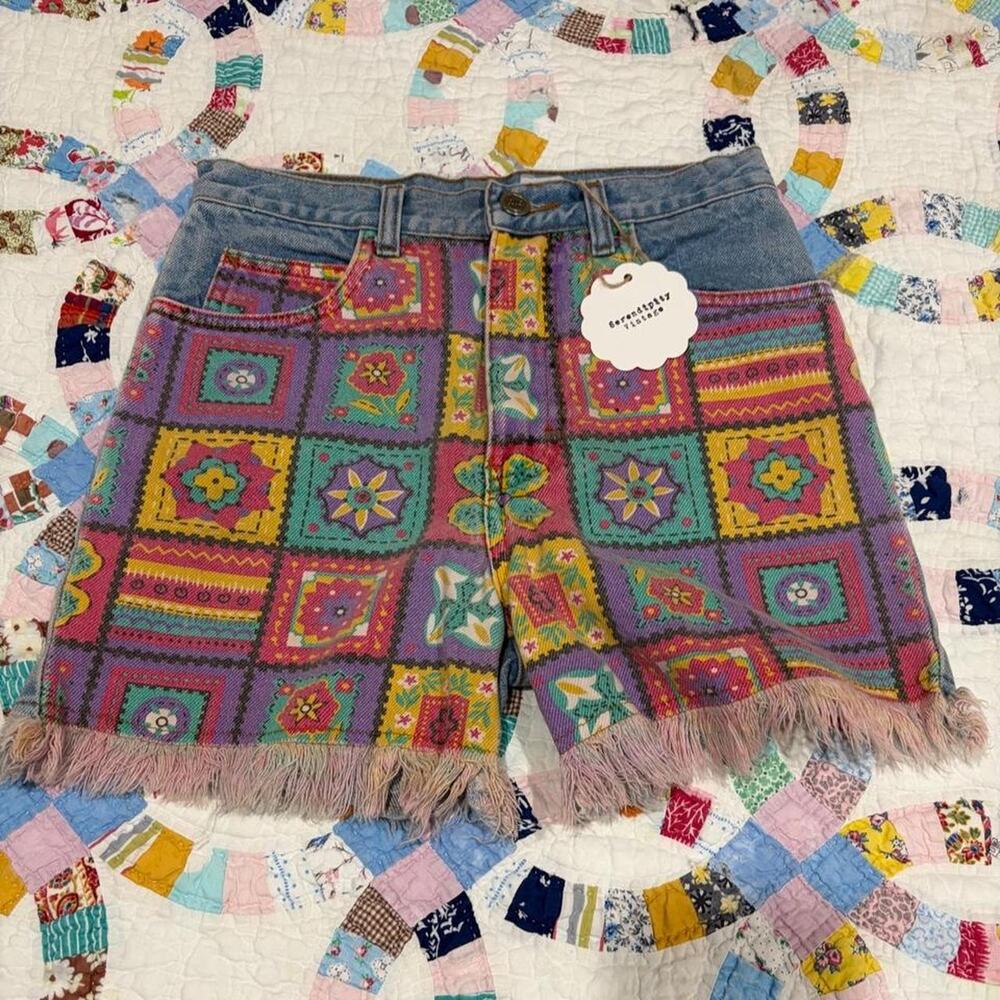 Vintage Rio Denim Shorts Multicolored Geometric patchwork size 25' waist